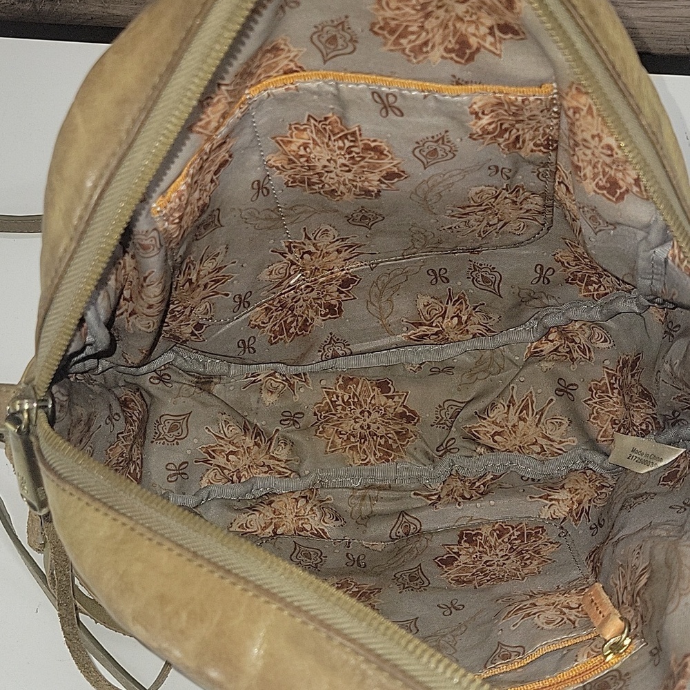 Hobo Round Olive Green Leather Crossbody Bag - Picture 9 of 13